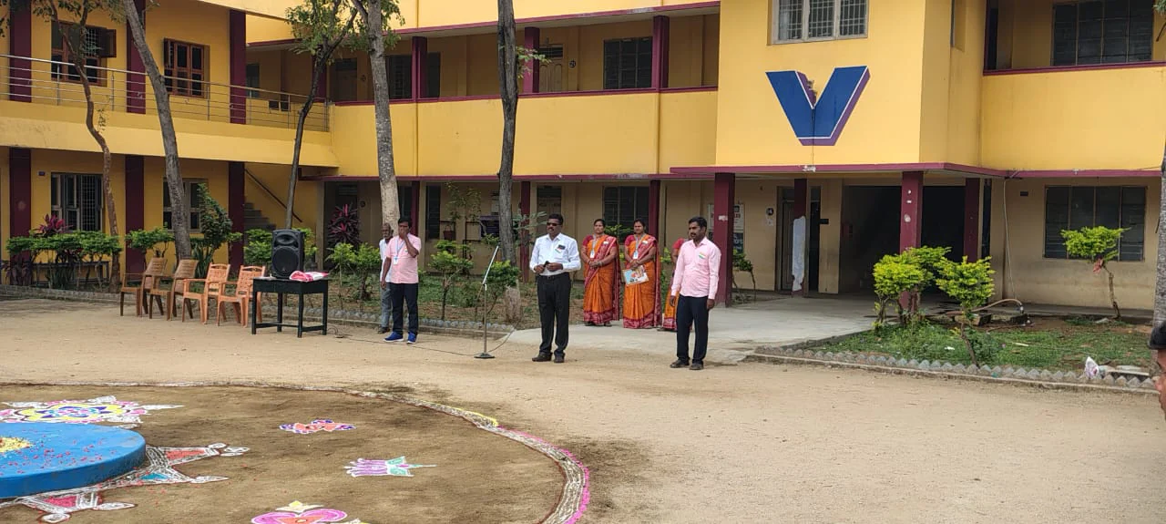 M.T.V. campus